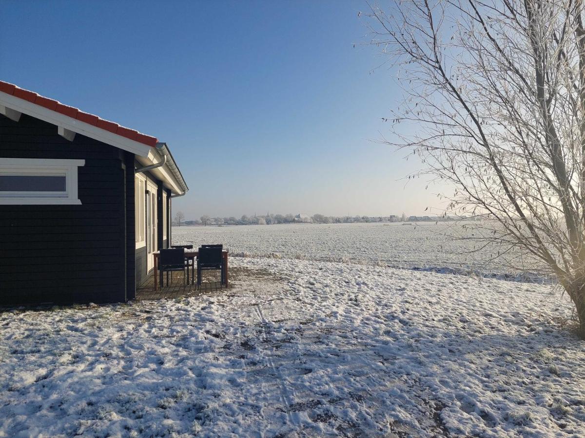 Vakantiehuisje Vlakbij Leeuwarden, Swichumer Pleats Exterior foto